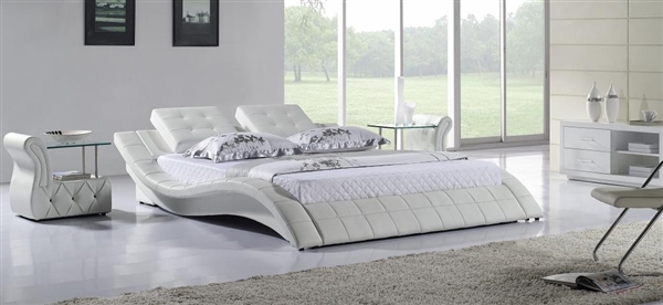 Cuare White Leather Pillowtop Bed