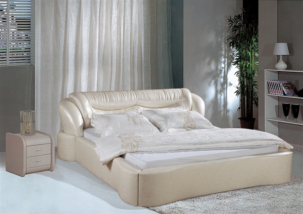 Retro-Metro Beige Bunched Leather Bed